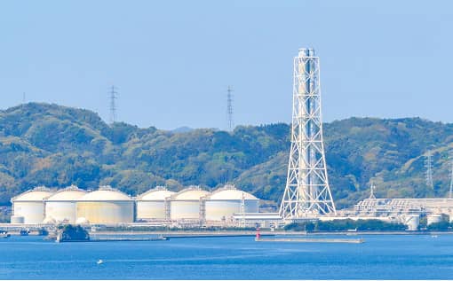 火力発電施設の煙突